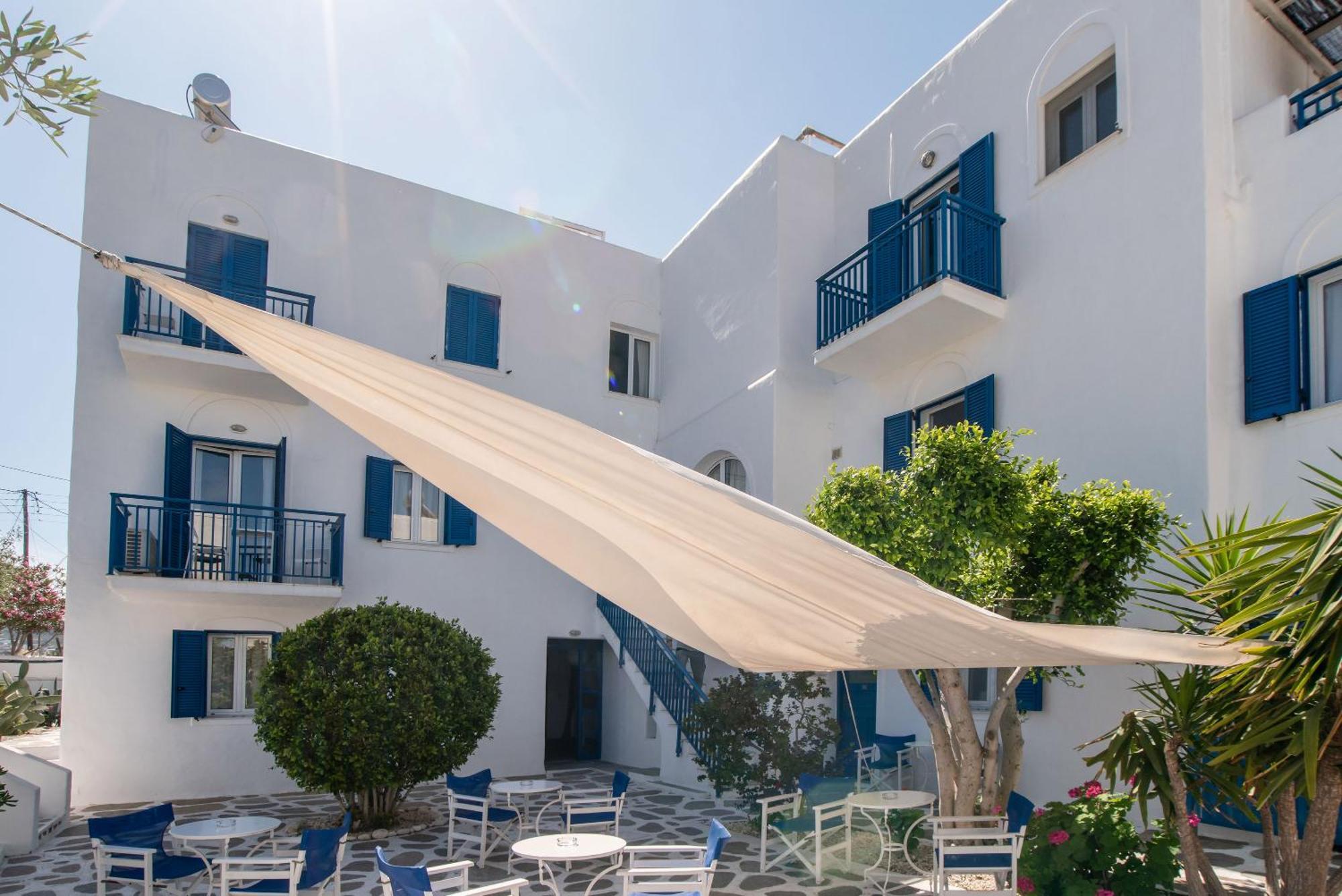 Livadia Seaside Studios 7 パロス島 エクステリア 写真
